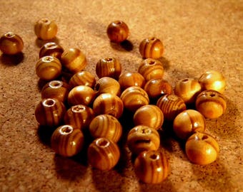 100 perles en bois naturel , bois rayé du Pérou- 8 mm - couleur bois brulé - B14B