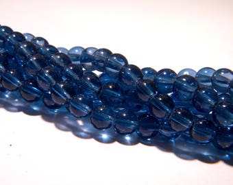 60 perles  6 mm verre- translucide- perle verre ronde -bleu-K04