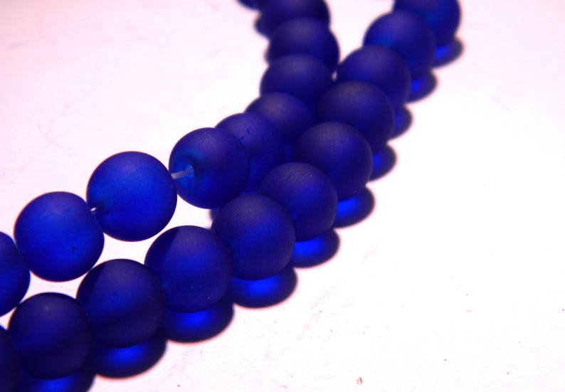 100 perles-effet givré en verre dépoli 8 mm bleu royal PG84 image 1