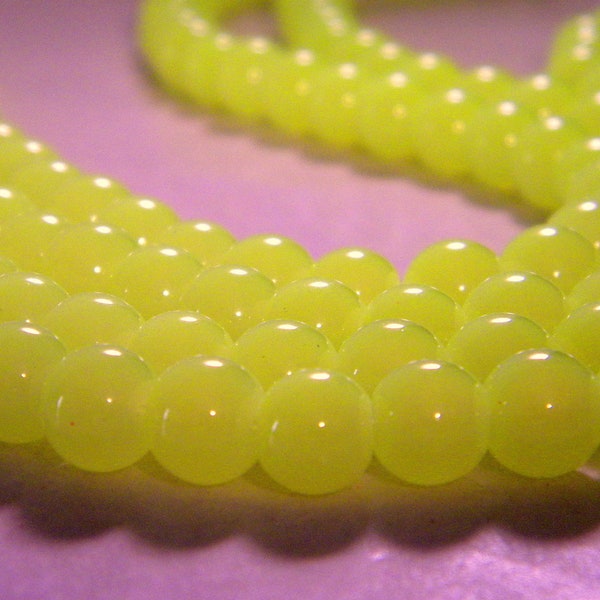 90 fluorescent yellow glass beads, "Jade" glass bead, 6 mm bead-fluo yellow-PE231