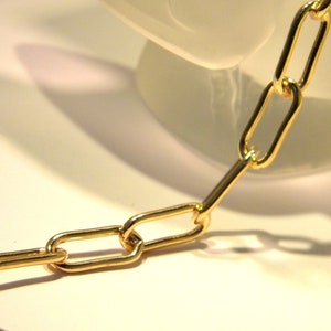 Trombone chain, link 16 x 7 x 1.6 mm - 1 M chain - trendy bracelet necklace creation, golden trombone mesh - light gold - NF114