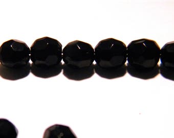 200 perles 5 mm à facettes - acrylique -noir jais - F 39