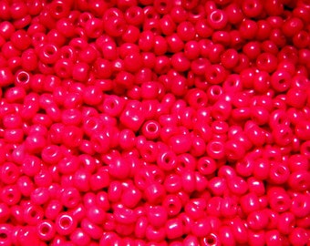 20 gr perles de rocaille verre 2 mm  fuchsia foncé -env.800 perles -  ROC43