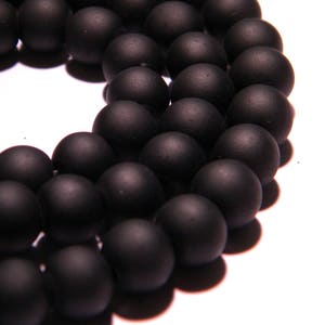 100 beads - frosted effect - in frosted glass 6 mm - deep black - PG178