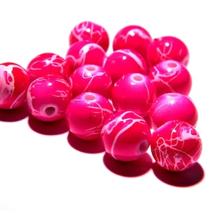 40 beads - 8 mm -dark fuchsia -acrylic- PG61-2