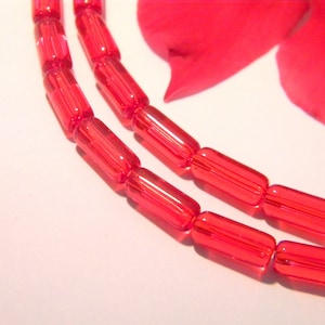 50 beads red glass, 10 mm tube- translucent glass - red -pearl tube - long pearl - Q9
