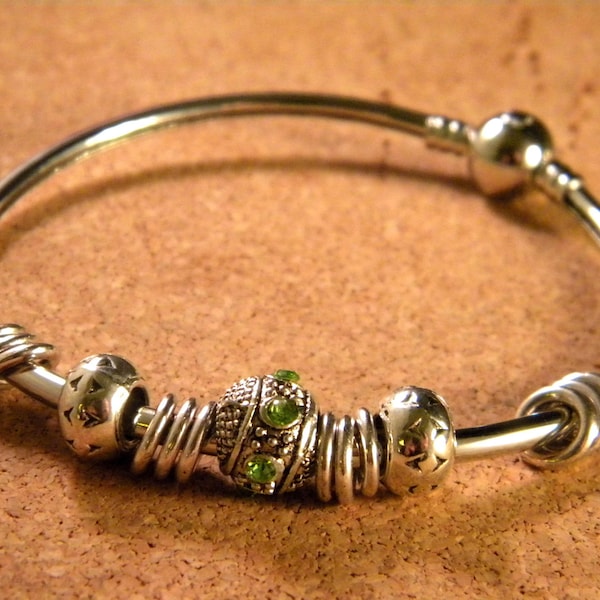 bracelet rigide style jonc pandor@  66 mm -argenté- CHA-B-02-2