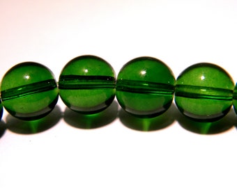 60 perles  6 mm verre- translucide- perle verre ronde -vert -K04