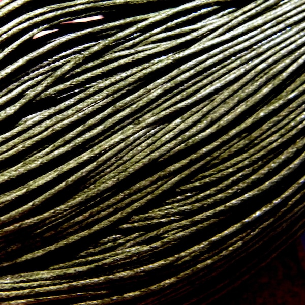 10 Métre de fil coton ciré 1 mm vert kaki 3