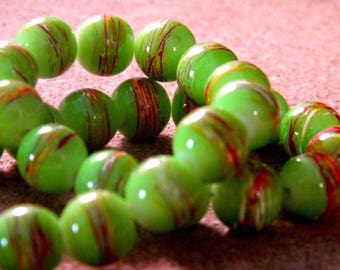 20 Perlen im Glas Trefilee 10 mm grüner Anis-PE205-9