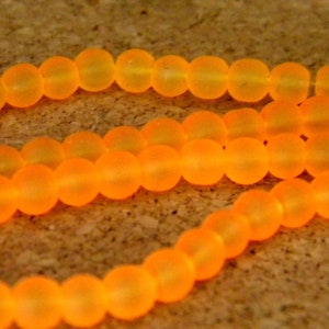 100 beads in frosted glass 4 mm - neon orange, frosted, glass bead - 6 PF83