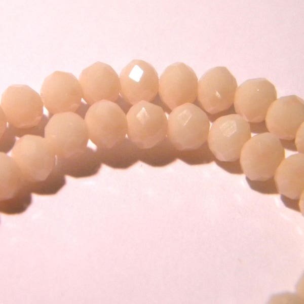 45 perles verre-potiron à facettes - 4 x 3 mm- façon  "jade" -beige rosé pâle -F62