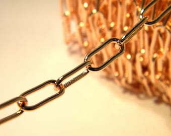 Chaîne trombone, maillon 14  x 6 x 1.4 mm -  1 M chaine - création collier bracelet tendance, maille trombone dorée - or rose- NF118