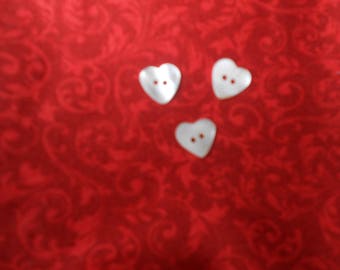 Small white heart button mother of Pearl (3)