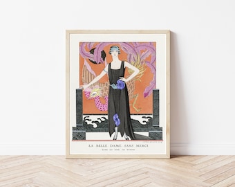 Puede incluir: Una ilustración vintage de una mujer con un vestido negro de pie frente a un fénix estilizado con plumas rosas y naranjas. El texto "LA BELLE DAME SANS MERCI" y "ROBE DU SOIR, DE WORTH" está impreso debajo de la imagen.