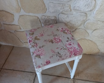 tabouret en bois style Louis XVI refait entièrement à neuf patiné shabby chic