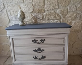 commode Louis Philippe en merisier massif relookée et patinée à l'ancienne