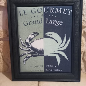 grande bistrot incorniciato in riva al mare, creazione originale