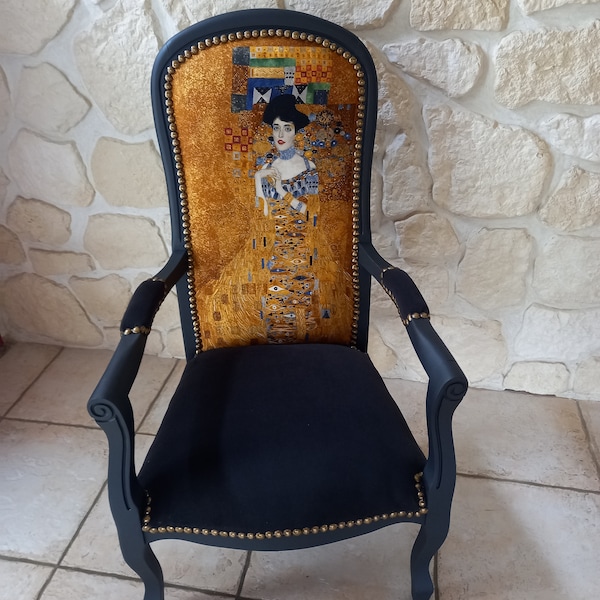 fauteuil voltaire refait à neuf création originale Adèle de klimt