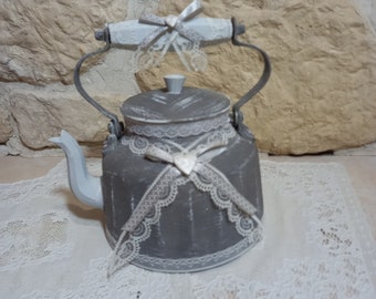 old metal kettle revamped and patinated kitchen decoration