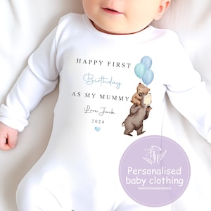 Alles Gute zum 1. Geburtstag als meine Mama - Mama Bär Baby Outfit mit personalisiertem Namen, niedlicher Strampler, Strampler oder Lätzchen Geschenk für die neue Mama,