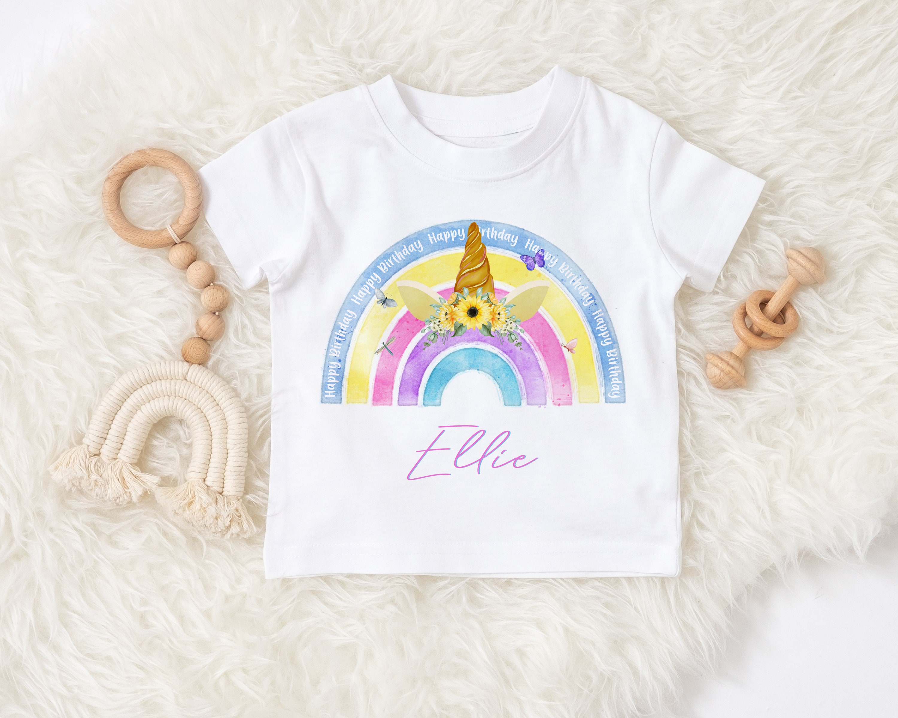 Eenhoorn T-shirt regenboog eenhoorn verjaardag T-shirt gepersonaliseerde eenhoorn  shirt meisjes verjaardag top gepersonaliseerde romper - Etsy België, image size:3000x2400