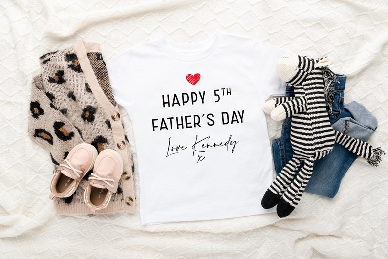 1:a fars dag-t-shirt 2:a fars dag babybody fars dag-present söt present till pappa present till pappa 3:e 4:e 5:e 6:e bild 6