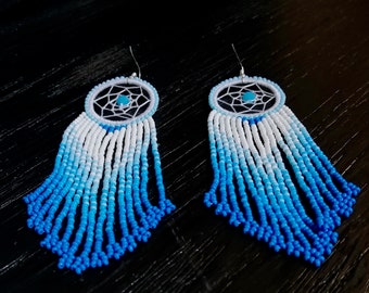 Kolczyki w stylu boho łapacze snów: niebieskie koralikowe frędzle, styl indiański