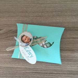 Pochette pour dragées baptême communion - Thème moustache - photo et étiquette personnalisés