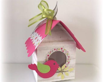 Petit nichoir à oiseau - boite à dragées baptême originale -  thème oiseaux - baptême rose