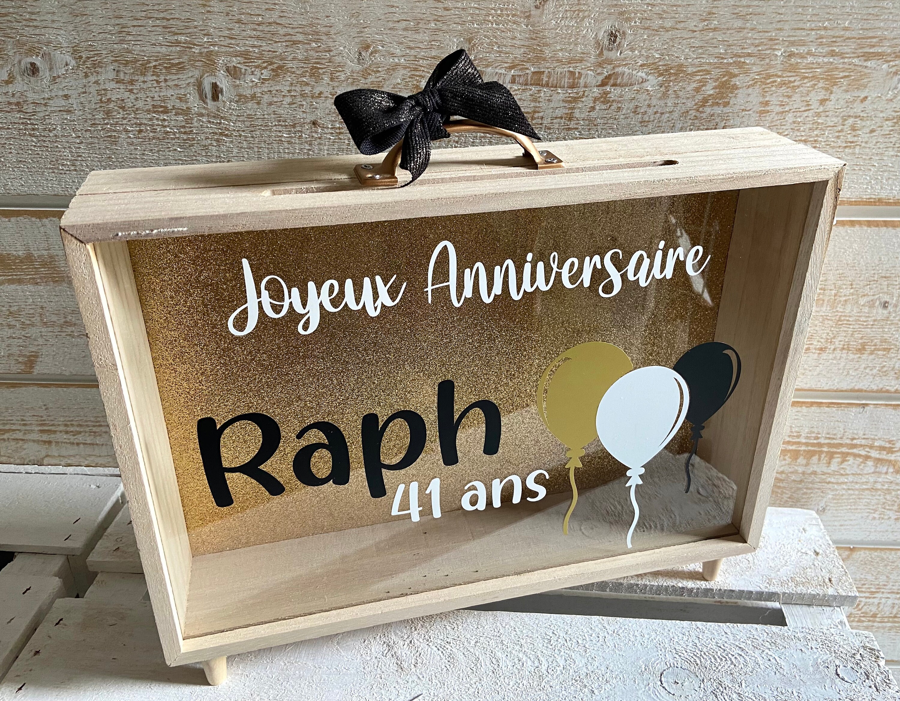 Urne Tirelire Valise en Bois Pour Enveloppe - Fond Pailleté Or Personnalisable Anniversaire Baptême 
