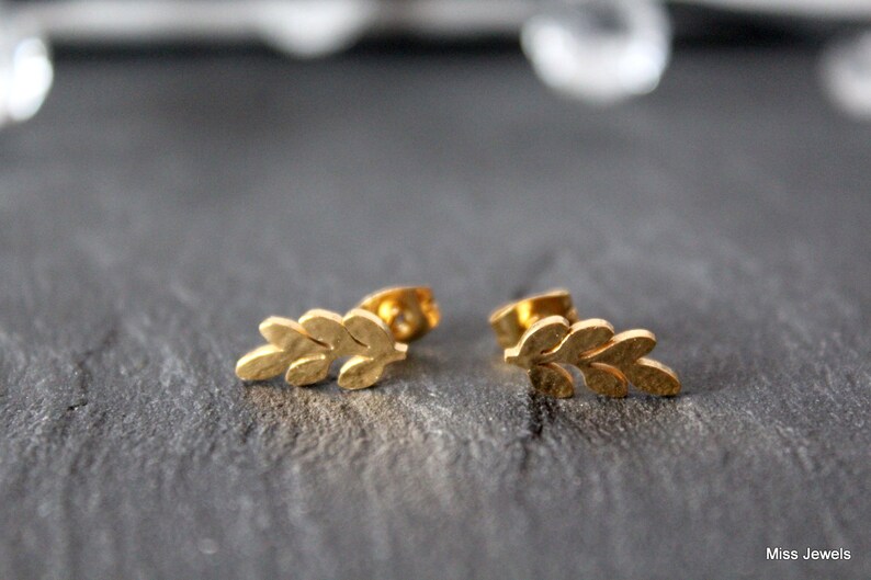 Silver or gold plated stainless steel earrings leaf Stud Earrings leaf earrings minimalistic curls