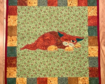 Yammy Cat Quilt by Helene Knott