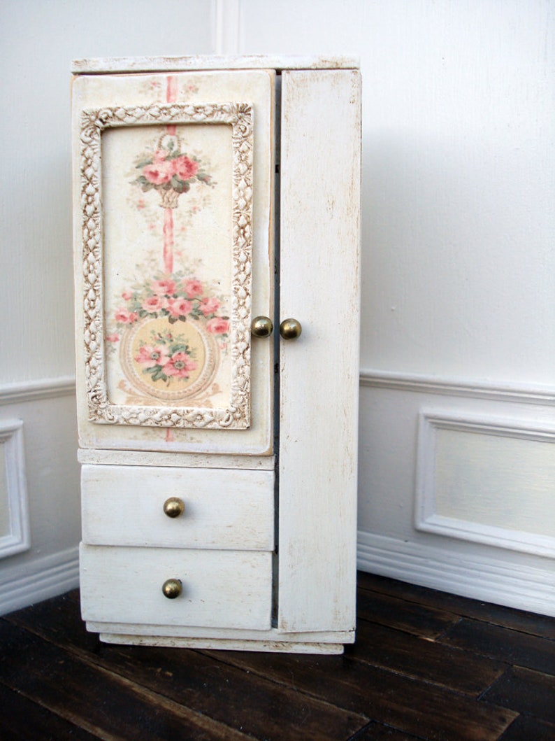 Miniature Dollhouse 1:12 scale cabinet closet hutch decoupage vintage floral image door