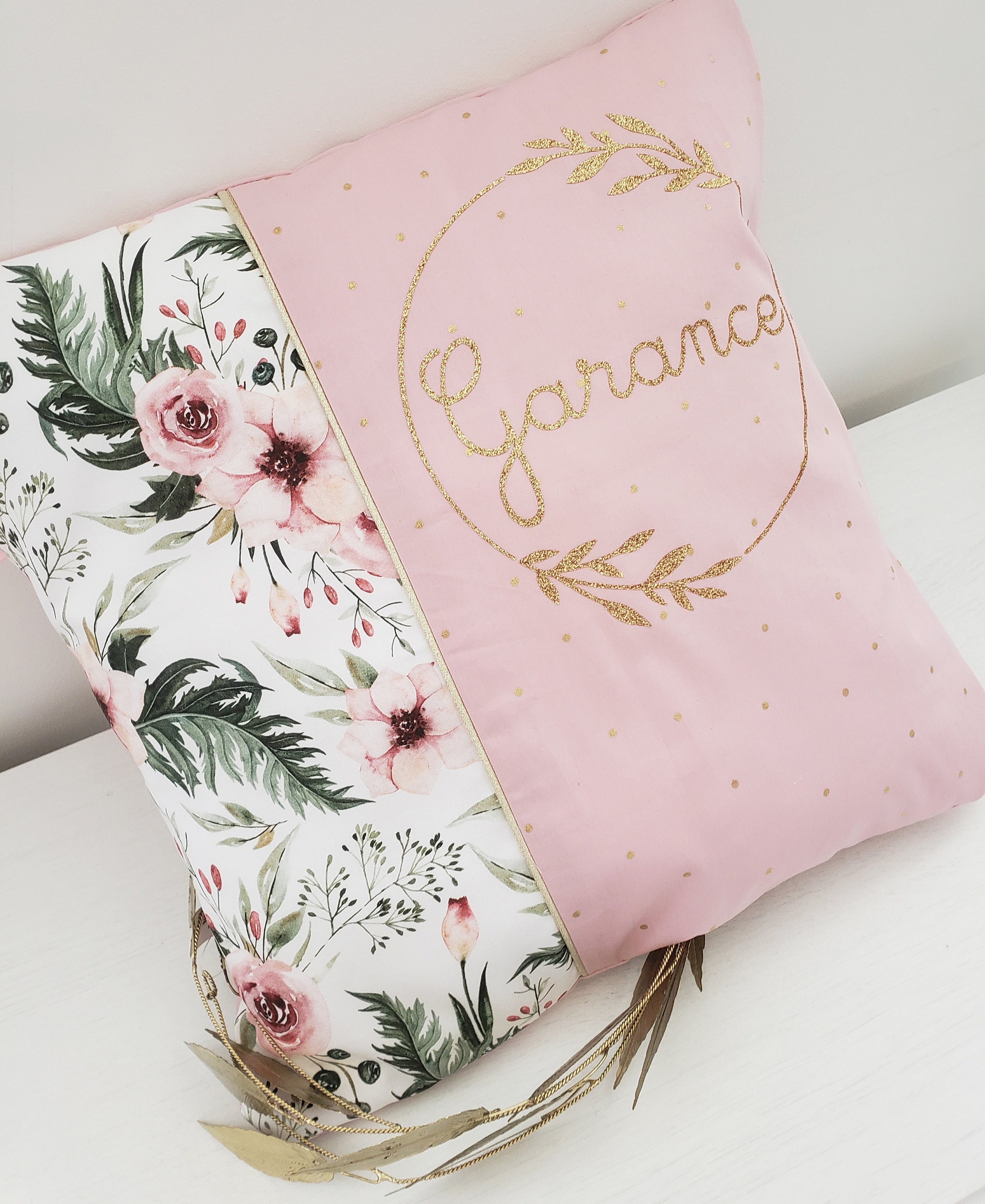 Coussin Personnalisé 40x40 cm Floral Rose et Or