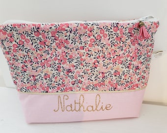 Trousse de toilette personnalisée prénom liberty Wiltshire pois de senteur