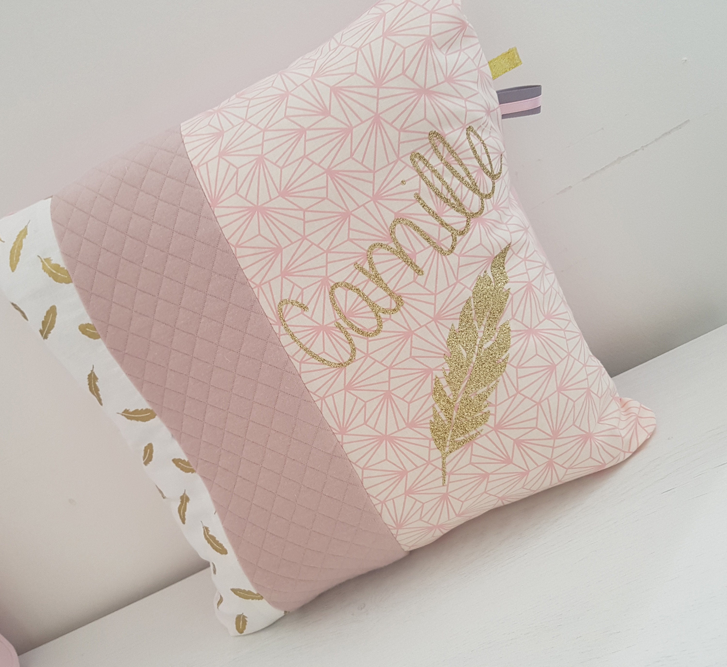 Coussin 40x40 cm Personnalisé en Rose Poudre et Or | ou Tissus Au Choix