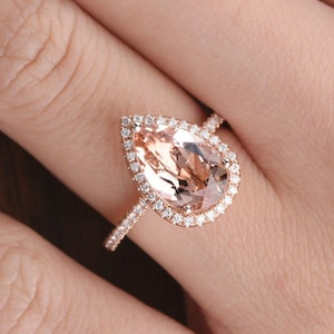 2CT Pear Shaped Morganite Engagement Ring Rose Gold Ring Personalized Diamond Moissanite Halo 7*10mm Cocktail Vintage Women Anniversary Gift