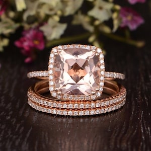 Peachy Morganite Bridal Set 3pcs Rose Gold Cushion Halo Moissanite Ring Wedding Band Women Wedding Antique Retro 9mm Ring Anniversary Gift