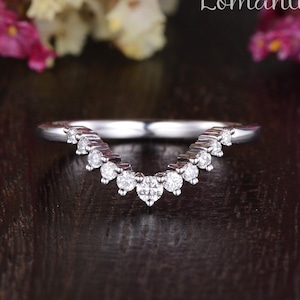 Natural Diamond Wedding Band Woman Diamond Chevron Custom Ring Curved Wedding Band White Gold Ring Custom Fit Ring Cluster Ring Women