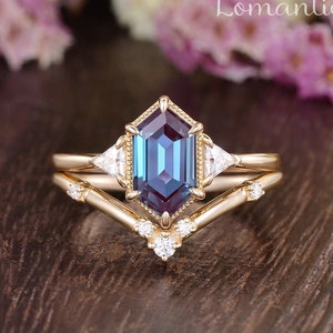 2pcs Hexagon Alexandrite Engagement Ring Set Yellow Gold Magic Change Color Art Deco Geometric Unique Triangle Moissanite Dainty One Of Kind