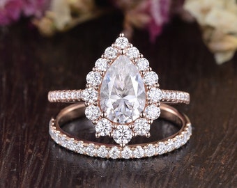 Pear Shaped Moissanite Engagement Ring Set Rose Gold Wedding Band Stacking 1.5ct Moissanite Engagement Ring Halo Vintage Promise Ring 2pcs