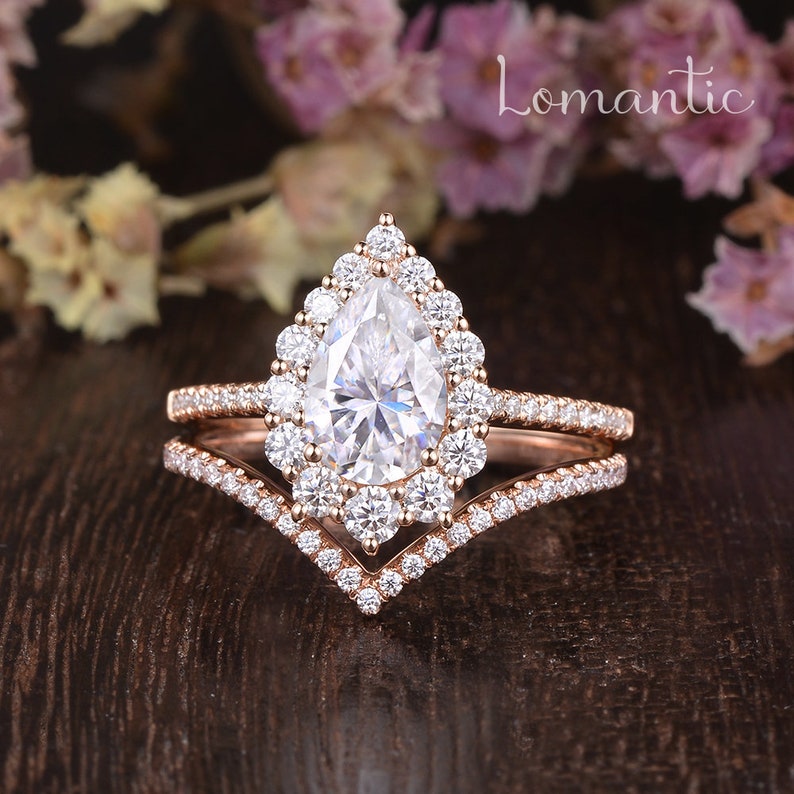 1.5ct Pear Shaped Moissanite Engagement Ring Set Vintage Unique Chevron Band Stacking Halo Wedding Ring Rose Gold Bridal 2pcs Cluster Ring image 3