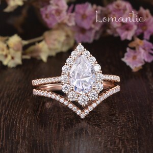 1.5ct Pear Shaped Moissanite Engagement Ring Set Vintage Unique Chevron Band Stacking Halo Wedding Ring Rose Gold Bridal 2pcs Cluster Ring image 4