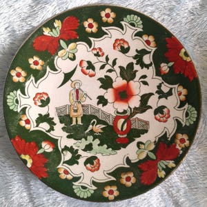 Vintage / antique Burslem Staffordshire pottery collectors display plate Pekin Oriental design 19th Century green tones