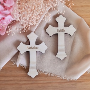 Wooden place marker in the shape of a Christian Cross, for baptism, birthday, communion, wedding, original table decoration