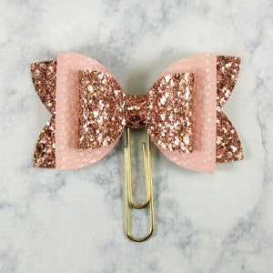 Bow Planner Paper Clip, Glitter Bow Planner Clip, Pink Bow Planner Paper Clip, Bow clip, Bookmark, Planner Bow.