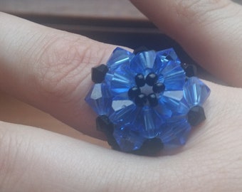 Bague bleue perles