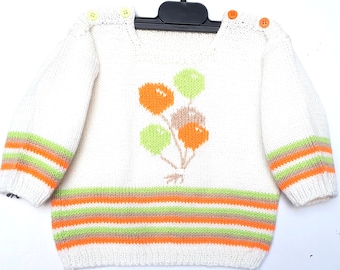 PULL bébé tricot fait main, layette tricotée main,  style marinière,, motif ballon