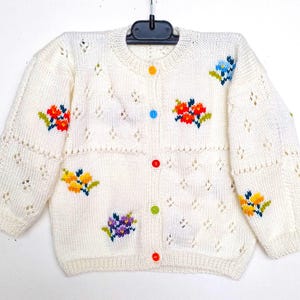 Girls&#39; knitted cardigan with flowers, handmade, size 2 years
